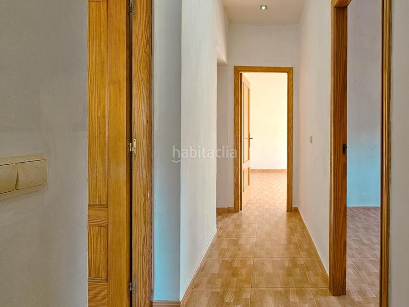 Foto f8090e52-aaeb-463c-8fff-dd7aaface66c. Chalet with heating pool in Urbanizaciones Gandia