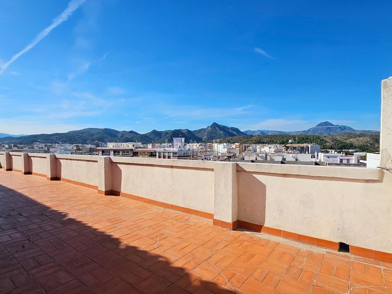 Foto bd550853-2c60-4a67-983d-4269ea0ff6ec. Àtic a carrer guardamar 28 a Corea Gandia