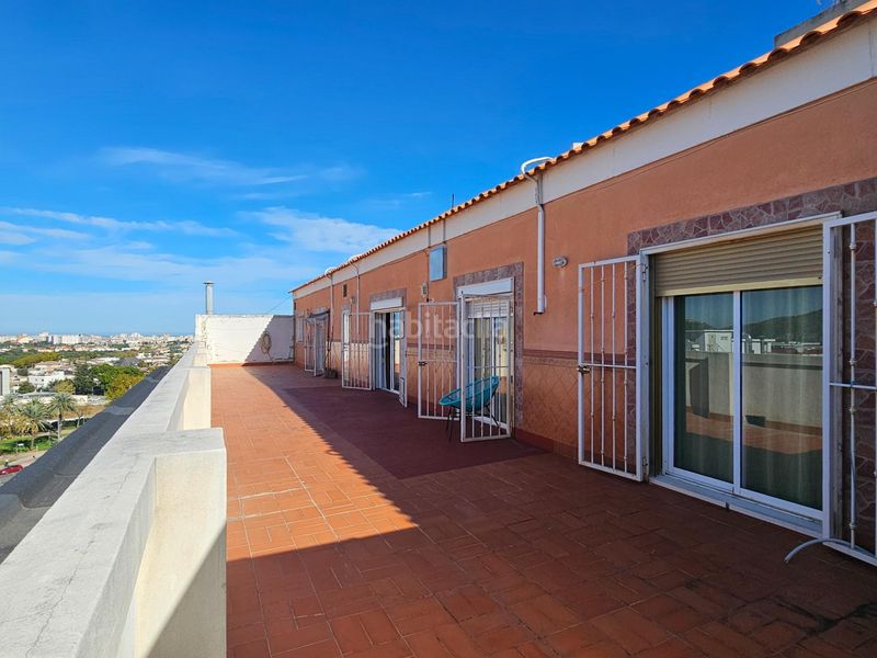 Foto d1145e3a-c756-437a-a7c9-af5aca68913e. Àtic a carrer guardamar 28 a Corea Gandia