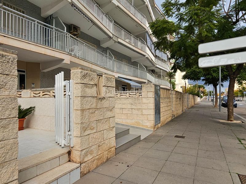 Foto f63528cb-35a1-49cd-9f76-ffafc73a7d1d. Apartament amb aparcament a Playa de Gandía Gandia