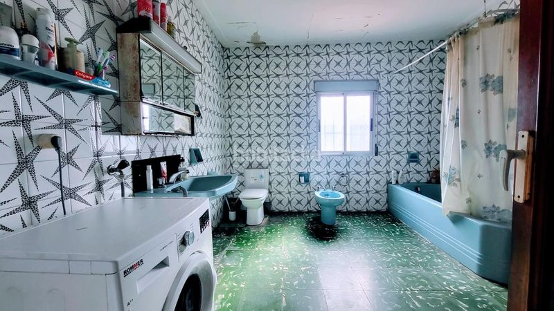 Foto 2534ac10-e393-4813-b149-7477dc53e26d. Masia amb aparcament a Montichelvo