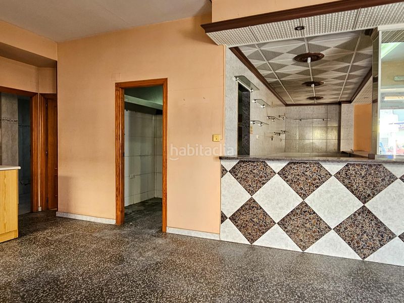 Foto bf49f454-af75-49b1-b42a-875e648eeaf9. Local comercial a Oliva pueblo Oliva
