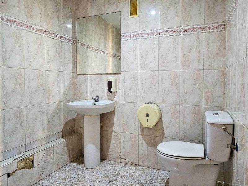 Foto cc56466d-d00c-4e1d-972a-57d063036aa9. Local comercial a Oliva pueblo Oliva