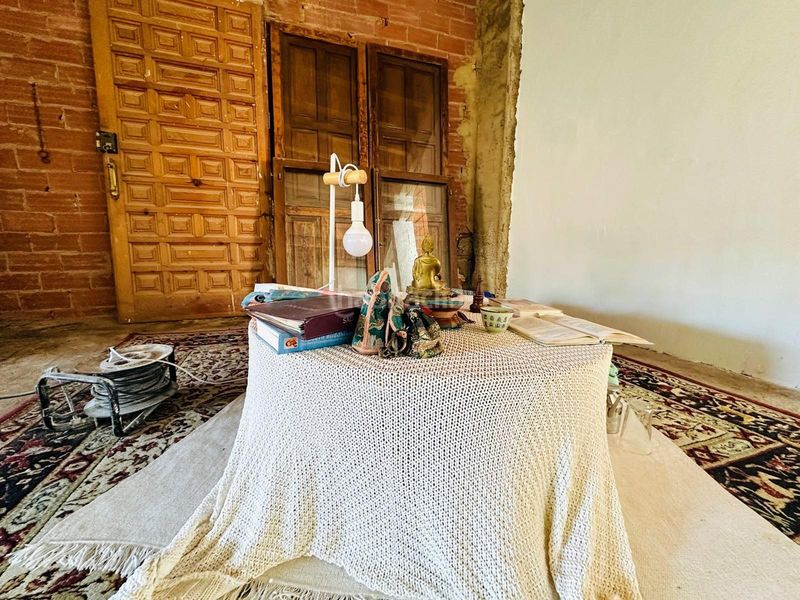 Foto 4210a43f-d83d-4a1b-b15e-ef1f8ee0442f. Casa adossada a calle calvari del 7 a Barx