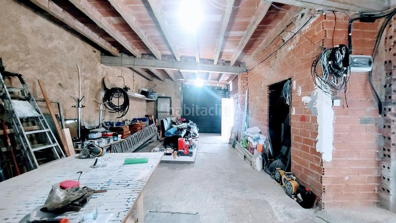 Foto 474df2ae-9cc7-4bbe-aca9-835d7734fdc4. Casa adossada a calle calvari del 7 a Barx