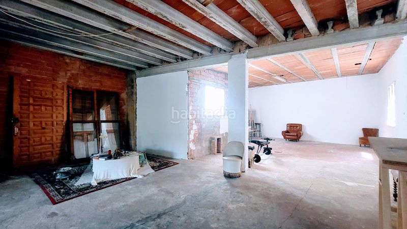 Foto 4a822565-c247-4379-8ad3-c270e4cd30b0. Casa adossada a calle calvari del 7 a Barx