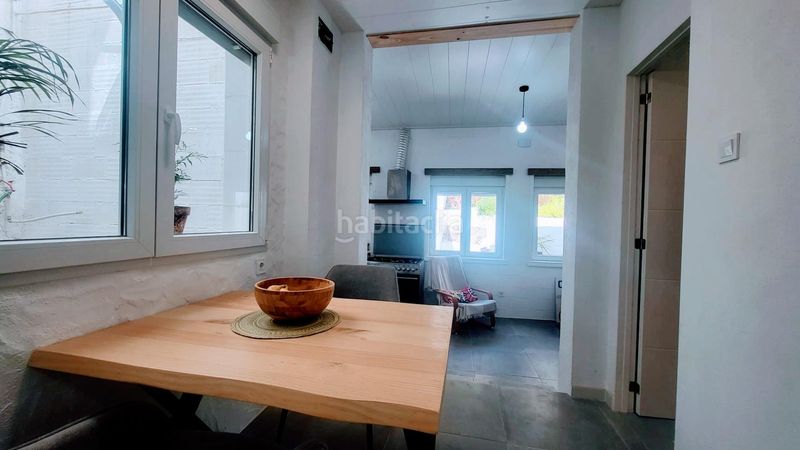 Foto bd396fe5-d2a2-49aa-a5b2-9d9988ebe6b4. Casa adossada a calle calvari del 7 a Barx