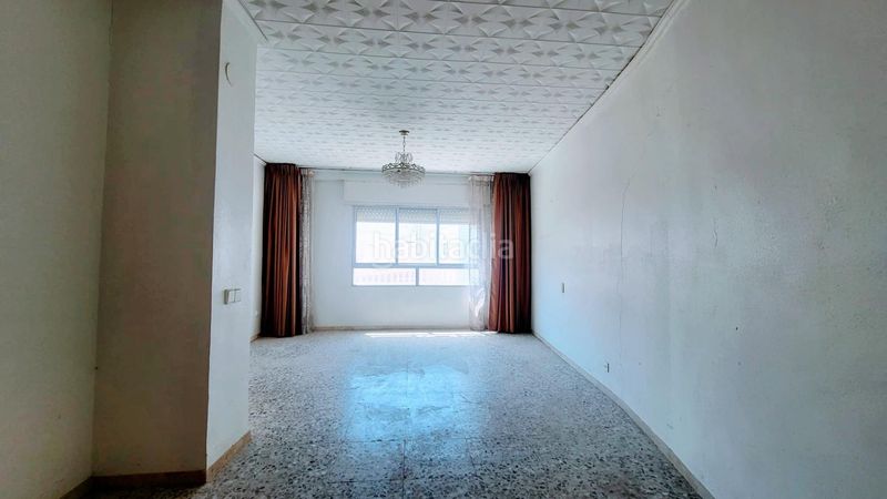 Foto fc9f4bfb-6c3e-432e-a6d6-116ca2482f0a. Casa adossada a calle calvari del 7 a Barx