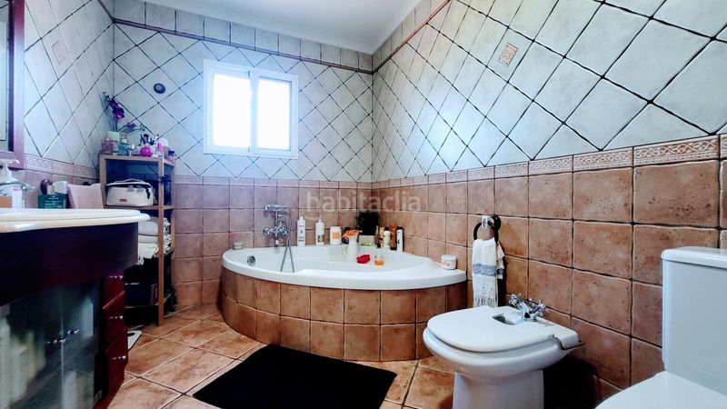 Foto bc58c988-bee2-43bd-bdeb-f9770e4ce7ee. Xalet a calle eucaliptus 2 a Ador