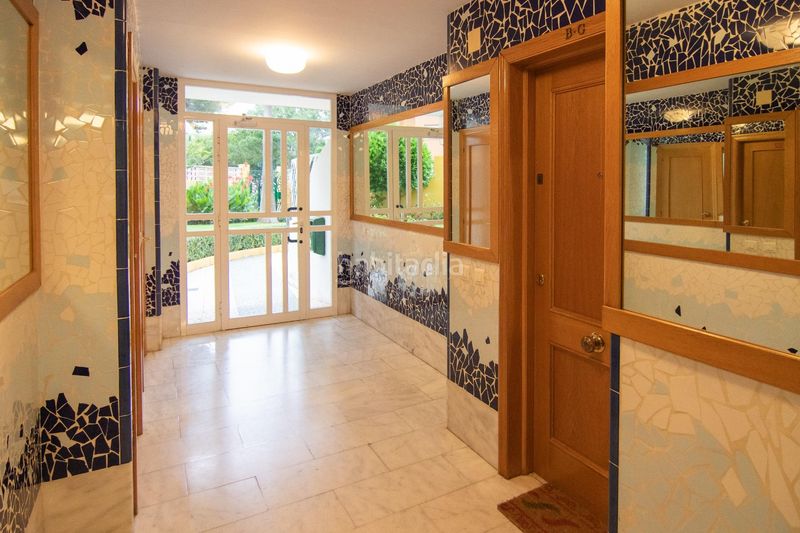 Foto 0a71d81f-d08a-4b32-ad80-d91fe10b3811. Apartament amb aparcament piscina a Playa de Gandía Gandia