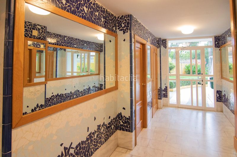 Foto b78e3f0d-0ab5-4ef4-abf9-d9cf51dd2ad1. Apartament amb aparcament piscina a Playa de Gandía Gandia