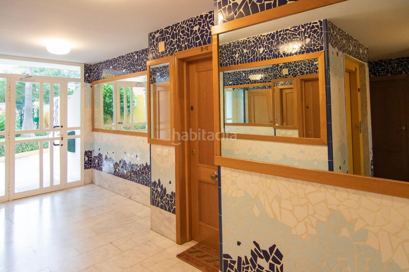 Foto cf6c1e6b-c924-4e30-8ee2-6e278eca3f9c. Apartament amb aparcament piscina a Playa de Gandía Gandia