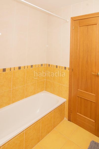 Foto ef0bbda9-ac8b-4db7-abea-4213bbcaab4c. Apartament amb aparcament piscina a Playa de Gandía Gandia