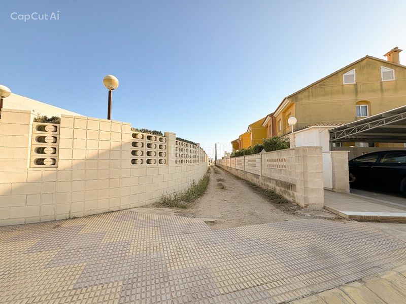 Foto f0341783-f594-484e-8573-16f4febf8e10. Lloguer casa amb aparcament a El Marenyet Cullera