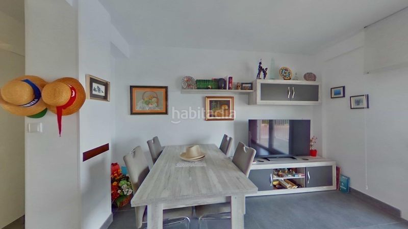 Foto f11e4a44-00fd-4dcf-994e-c4601528b061. Apartament a Bellreguard