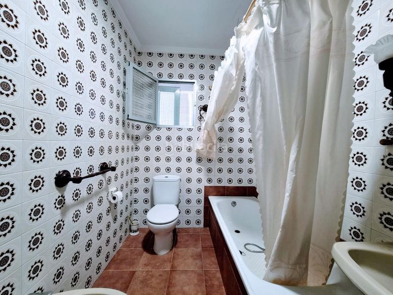 Foto 5c8b3bcd-59c6-4570-b1a2-e2feb5ee10b8. Appartamento in calle san cayetano 12 in Llosa de Ranes