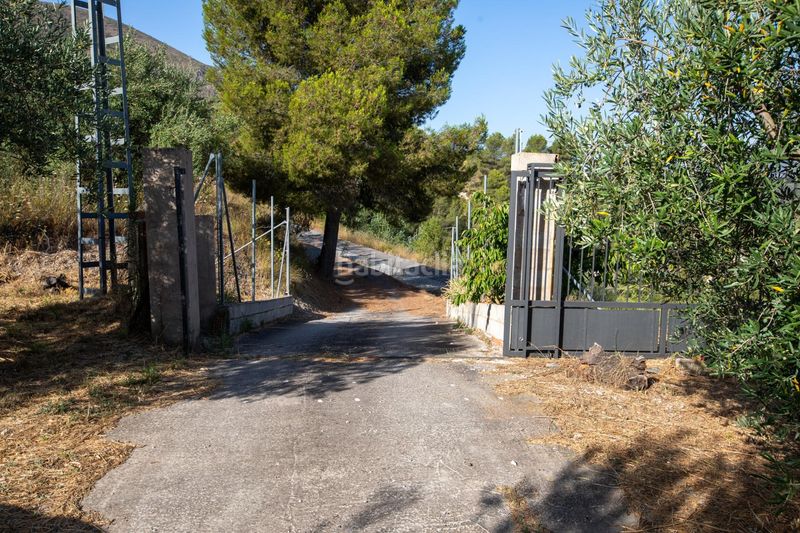 Foto 798daa83-79bc-4d68-bfd5-6bed967739be. Casa amb aparcament a Almudaina