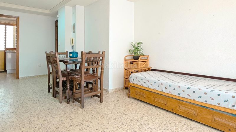 Foto 516b1605-597c-423c-a3d9-157f063a657a. Apartament amb piscina a Playa de Gandía Gandia
