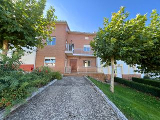 Chalet  Calle real
