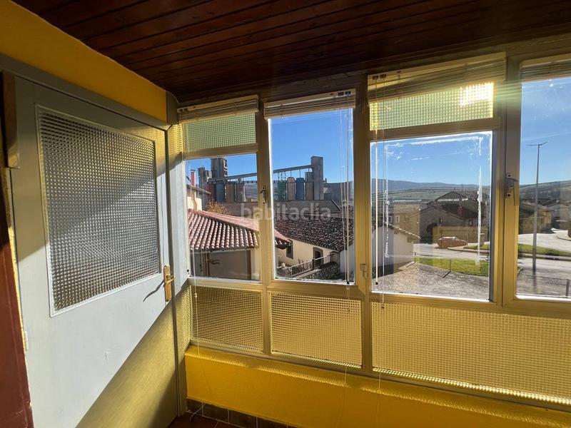 Foto c6d7ab8c-89e2-494a-be17-63fb0a2f7592. Pis a plaza la paz 3 a Valdeolea