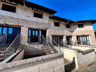 Casa adossada a Calle penilla valp 5. Casa adosada en vallespinoso de aguilar (palencia)