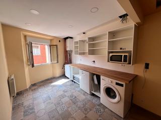 Appartement à Calle matias barrio y mier 33. Piso en venta en el centro de aguilar de campoo (palencia)