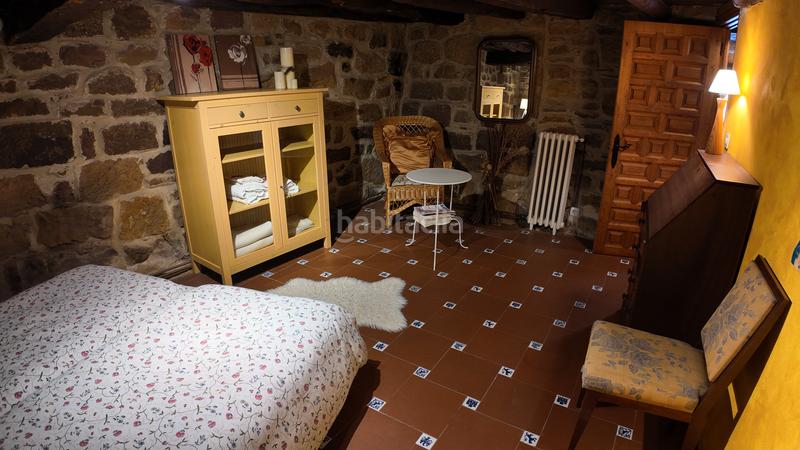 Foto 696c0ac3-a084-498d-b38f-b3dd21ee4a8d. Edificio en barrio navamuel 29 complejo turístico en navamuel, (cantabria) en Valderredible