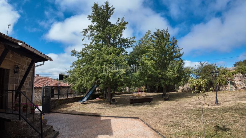 Foto a1cec35d-5b74-450c-a360-930a7c633a39. Edificio en barrio navamuel 29 complejo turístico en navamuel, (cantabria) en Valderredible