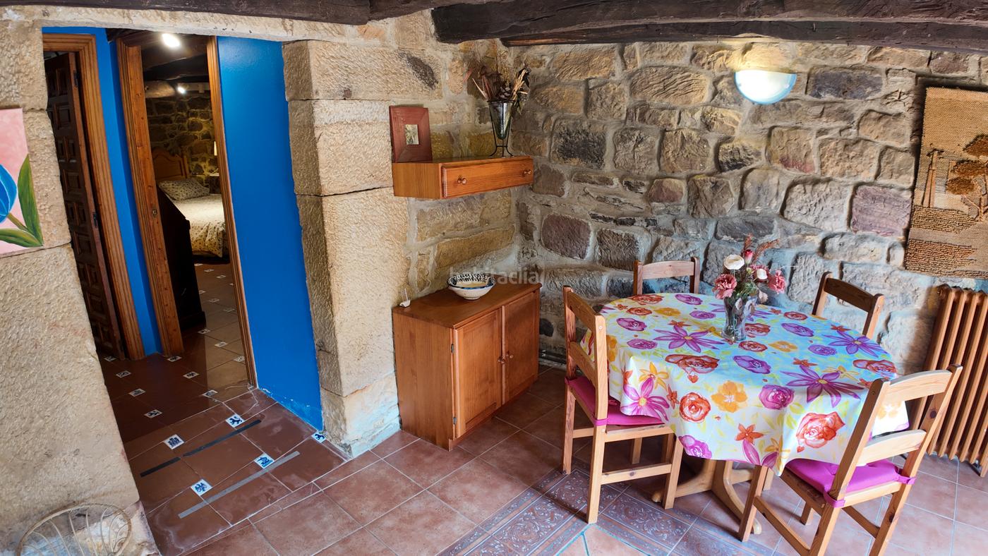 COMPLEJO TURSTICO EN NAVAMUEL, VALDERREDIBLE (CANTABRIA) Valderredible