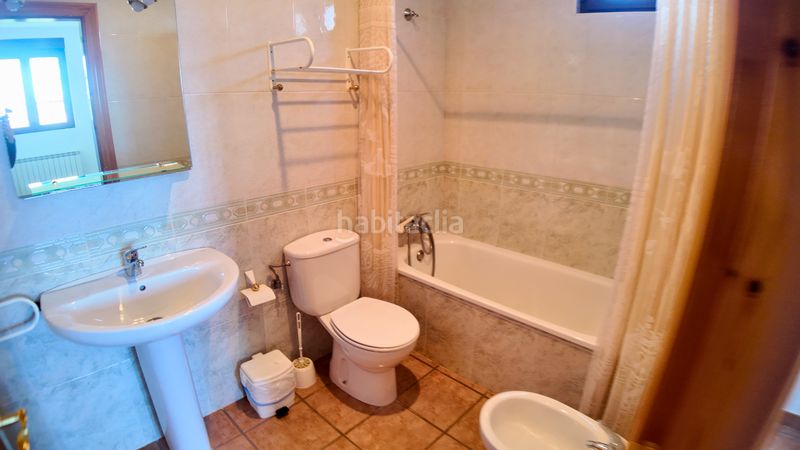 Foto f70fdbfd-0078-4e2d-bb92-fb3388957d12. Local comercial a calle rio 12 a Báscones de Ojeda