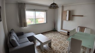 Miete Etagenwohnung in Avenida cervera 8. Se alquila piso en herrera de pisuerga