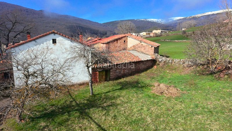 Foto 1938ea31-ecce-4687-8f52-ebaec94da14b. Casa a calle argilo 35 a Brañosera