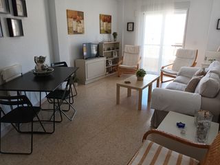 Rent Flat  Avenida de salobreña. Pisco centro de motril