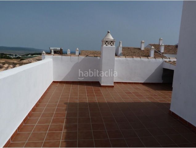 Foto 8b0f9d4d-d5cf-488b-90ee-9c12eeb5edb5. Lloguer pis amb aparcament piscina a Vejer Vejer de la Frontera