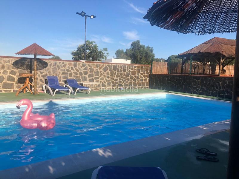 Foto 14232e6a-e634-4e43-a730-9ee251c42649. Rent house with fireplace heating parking pool in Barbate