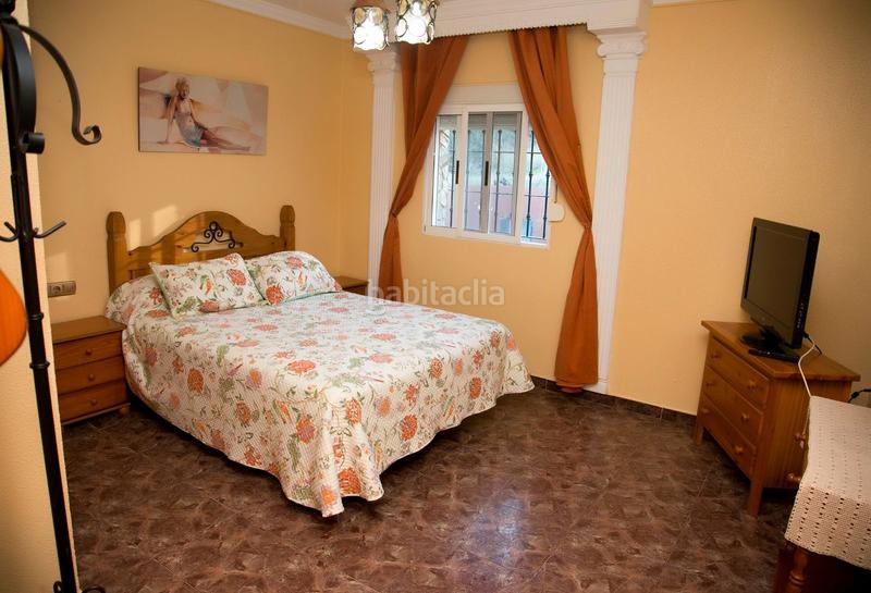 Foto 858d35df-330b-455b-a97f-605012af15ec. Rent house with fireplace heating parking pool in Barbate