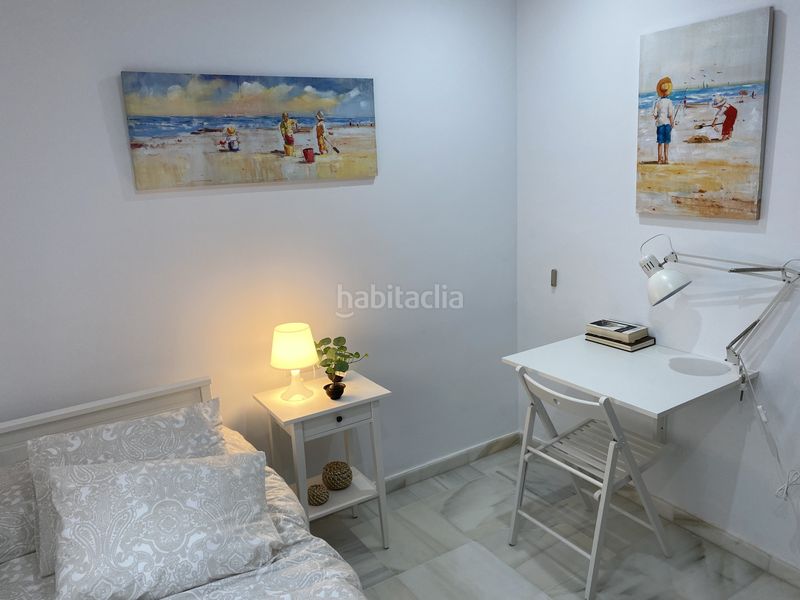 Foto 34eaa74a-c844-4daa-afd2-1e742ab29a03. Alquiler piso con garaje y cerca playa en Barbate Barbate