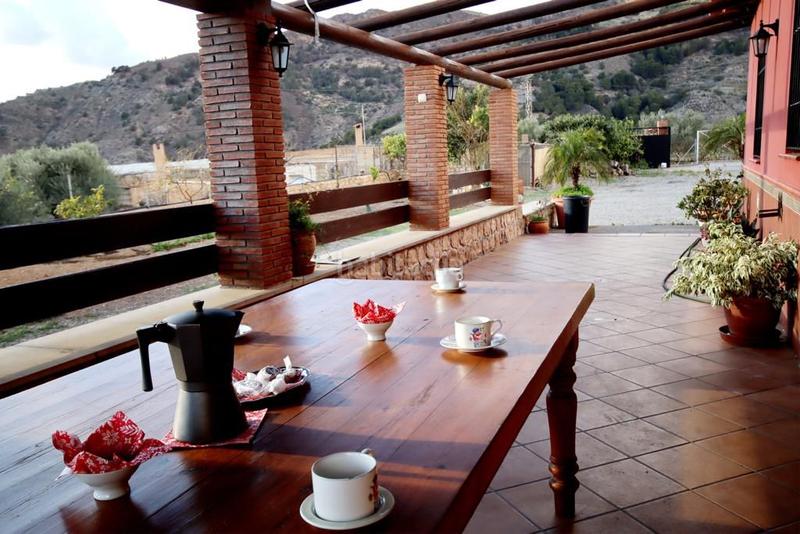 Foto 623d21d3-11c8-410a-a402-433125497fe7. Alquiler casa  rustica con piscina en Vélez de Benaudalla