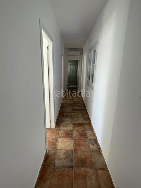 Foto ad835a9c-c65c-4e75-81ee-24d623842c29. Affitto casa con camino parcheggio piscina in Los Gallos Chiclana de la Frontera