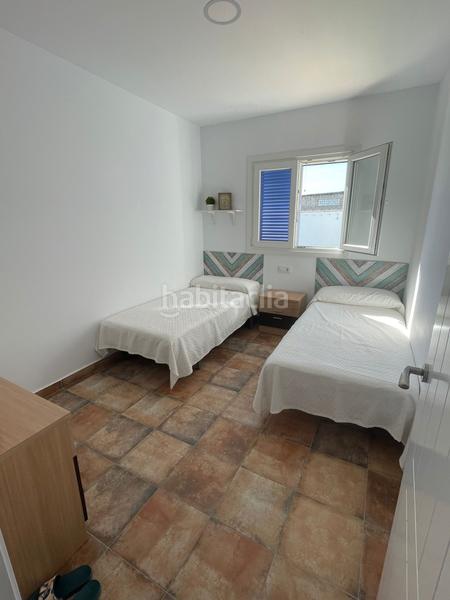 Foto 6d9abee0-3b1a-4007-8463-069b1e59dbe4. Rent house with fireplace parking pool in Los Gallos Chiclana de la Frontera