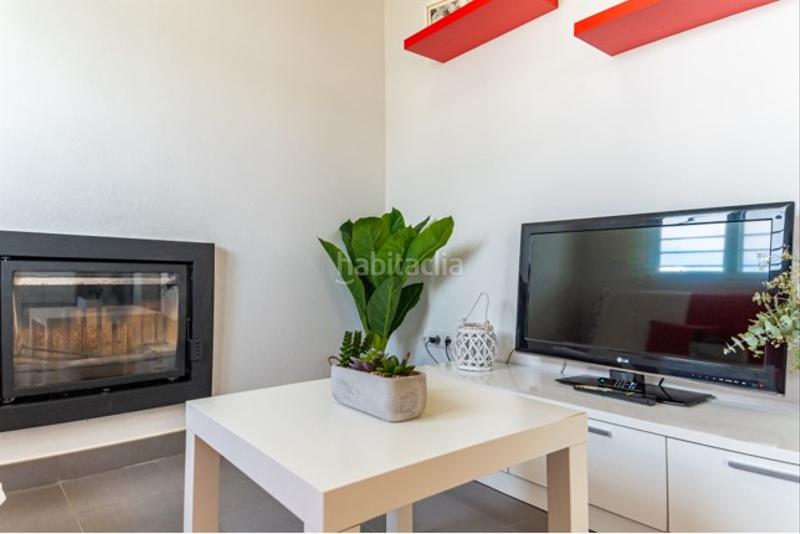 Foto 81b94525-8ca3-4db8-bb83-3891cc83d56e. Rent house with fireplace parking in Zahora Barbate