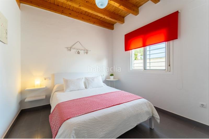 Foto c4ef2e88-89d6-4e46-aa69-bcb85d217d65. Rent house with fireplace parking in Zahora Barbate