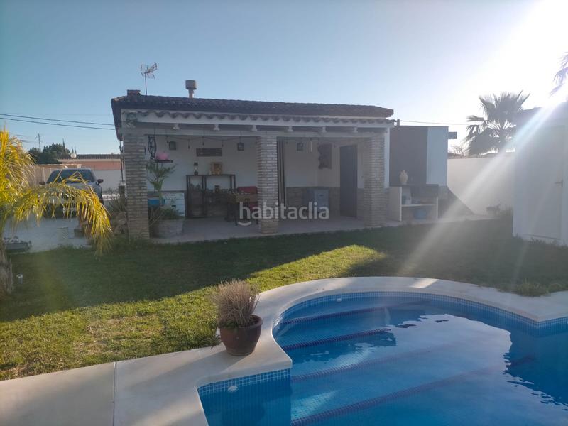 Foto 59047a06-a34e-4c28-83e3-92190e6028bb. Rent house with fireplace parking pool in Roche Conil de la Frontera