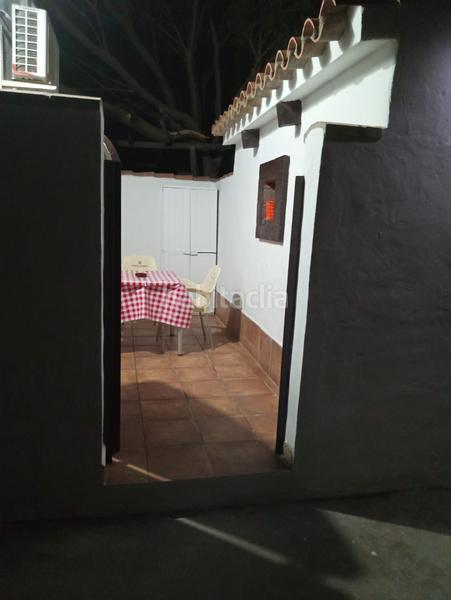 Foto 140236c3-4383-4083-a9d2-ba988a489374. Alquiler piso apartamento con patio en Roche Conil de la Frontera
