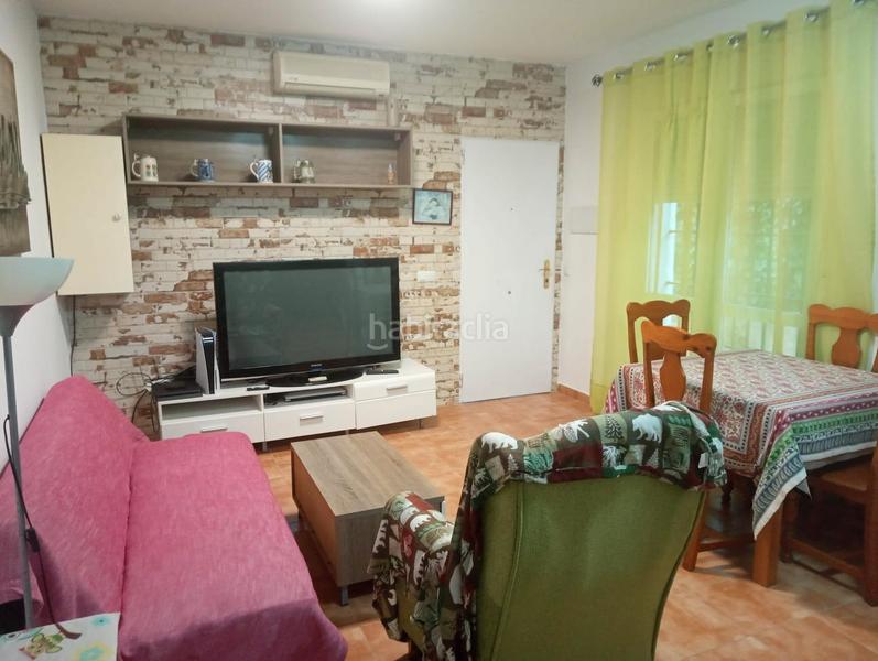 Foto 2407096e-c6d9-4633-9cfb-e520bda236e1. Alquiler piso apartamento con patio en Roche Conil de la Frontera