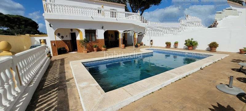 Foto 04490bd7-aaf3-418c-b2ae-15213c836faf. Chalet dans n/a dans Los Pinos Algeciras