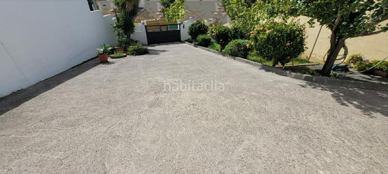 Foto ec7f537b-f72b-47d8-bc43-7ee19f4dcc9a. Chalet dans n/a dans Los Pinos Algeciras