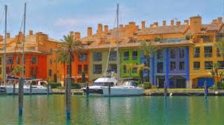 Xalet a Avenida de paniagua 41. Inversión. villa en sotogrande.