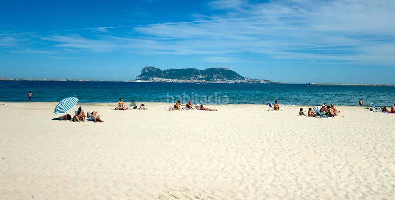 Foto 16647687-2a2c-407f-92a6-571a03828f72. Geschäftsraum in calle salvador cabrera. pescador s/n in Algeciras