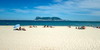 Chalet en Calle cabo finisterre 19. Gran chalet independiente a 3 pasos de la playa